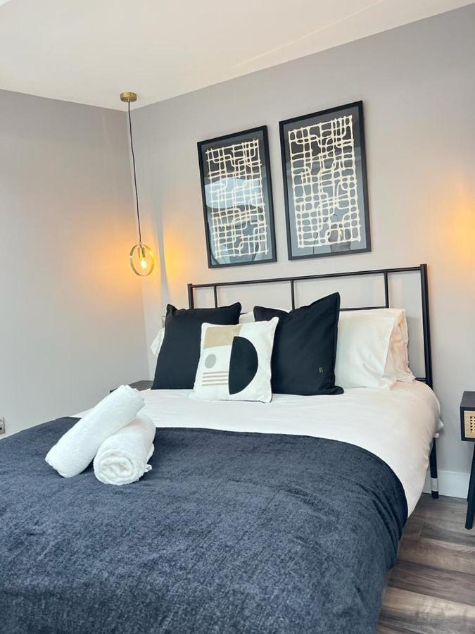 Central Belfast Modern Apartment Great Location Free Parking Exterior foto